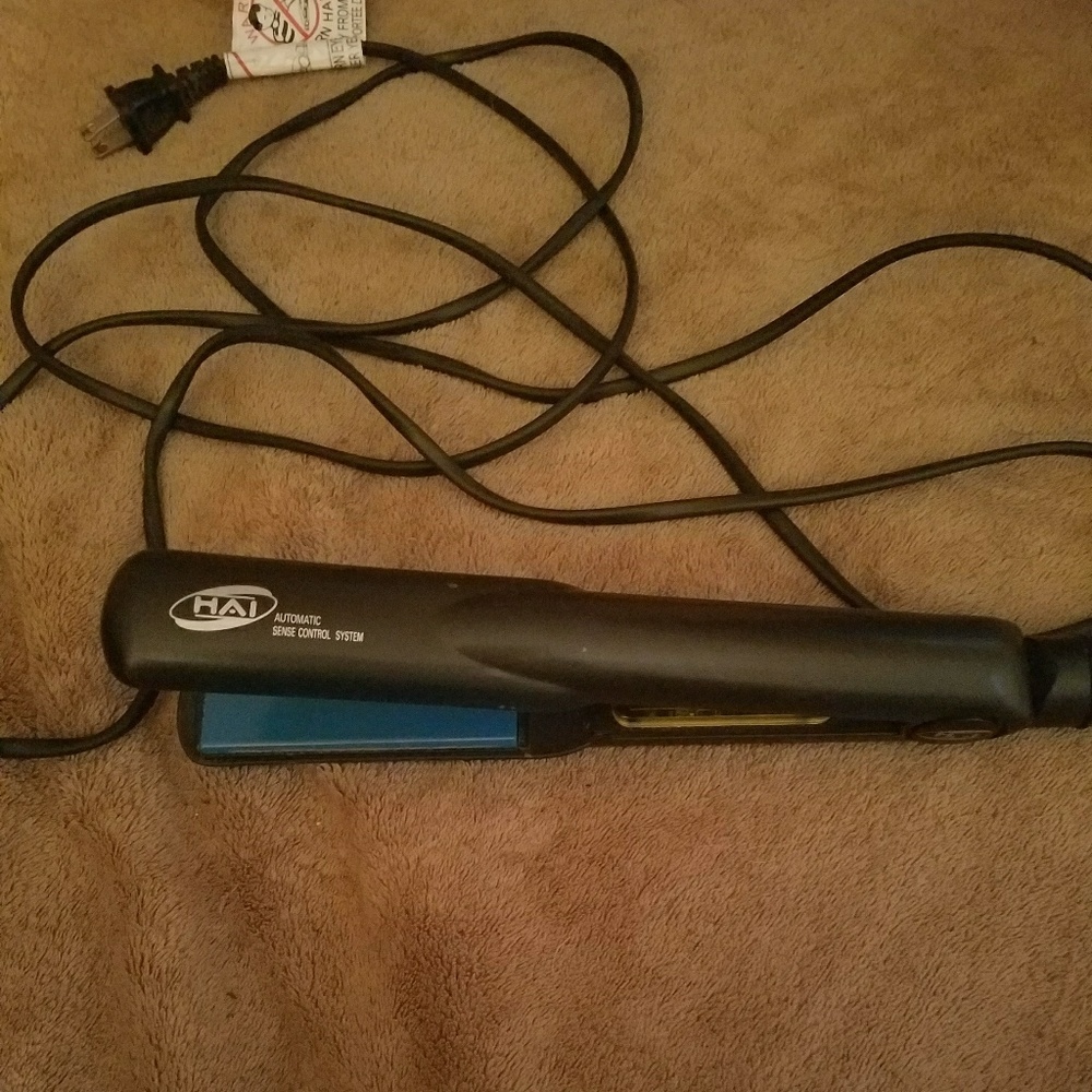 Hai Ceramic Flat Iron